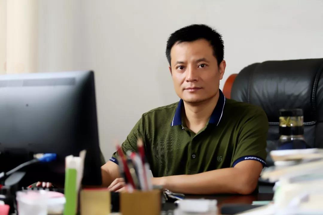 桂林中學(xué)校長 馬勁